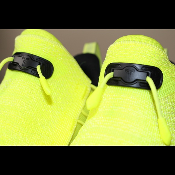 Kobe A.D. NXT HMD Volt - Picture 3 of 8